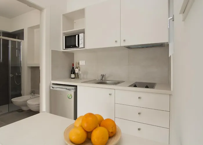 Village アパート