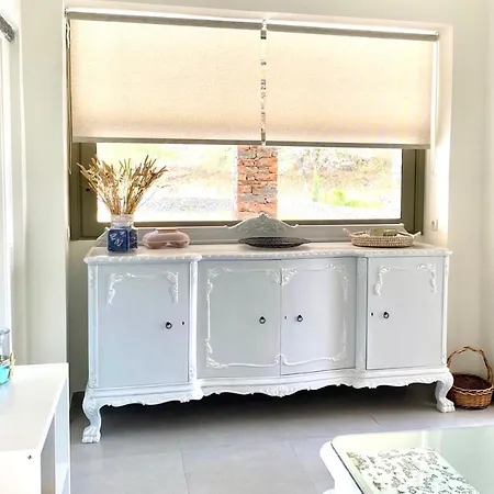 Διαμέρισμα Village *